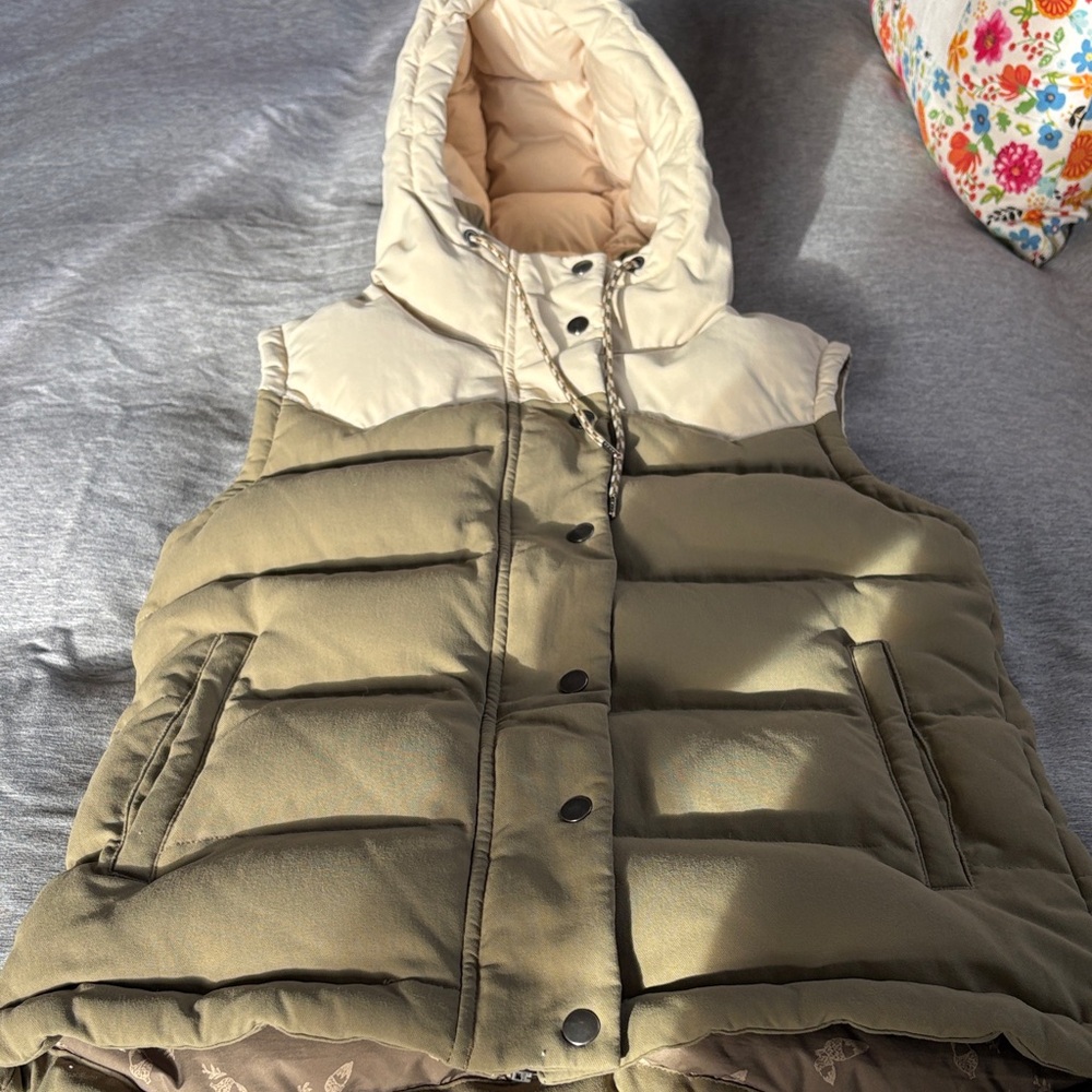 Women’s Patagonia Two-Tone Puffer Vest with Hood